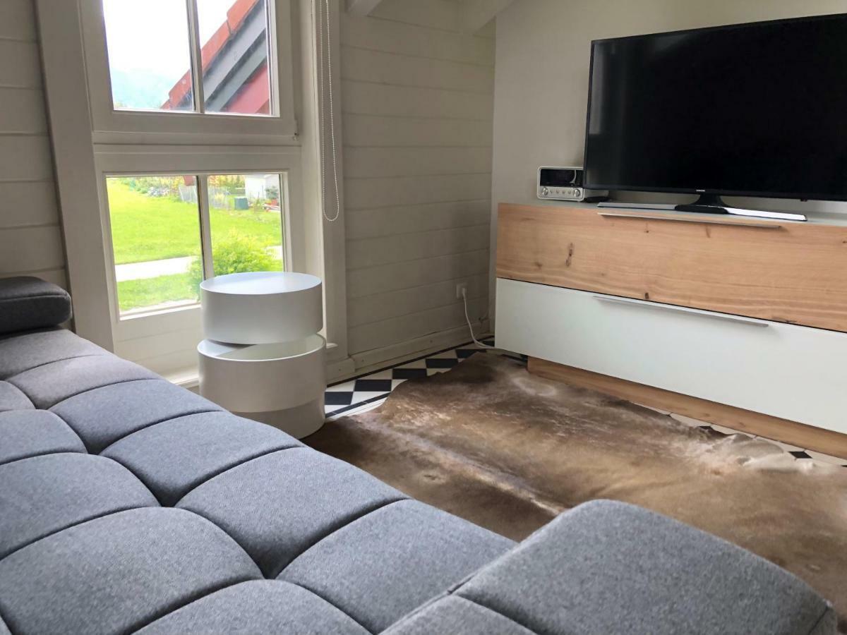 Apartment Feriewohnung Klassik Im Roten Haus